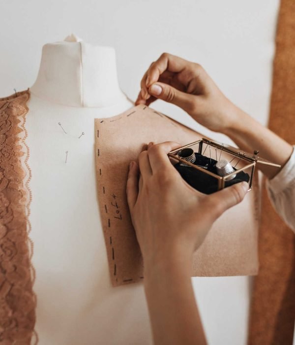 woman-creates-clothing-patterns-mannequin_optimized